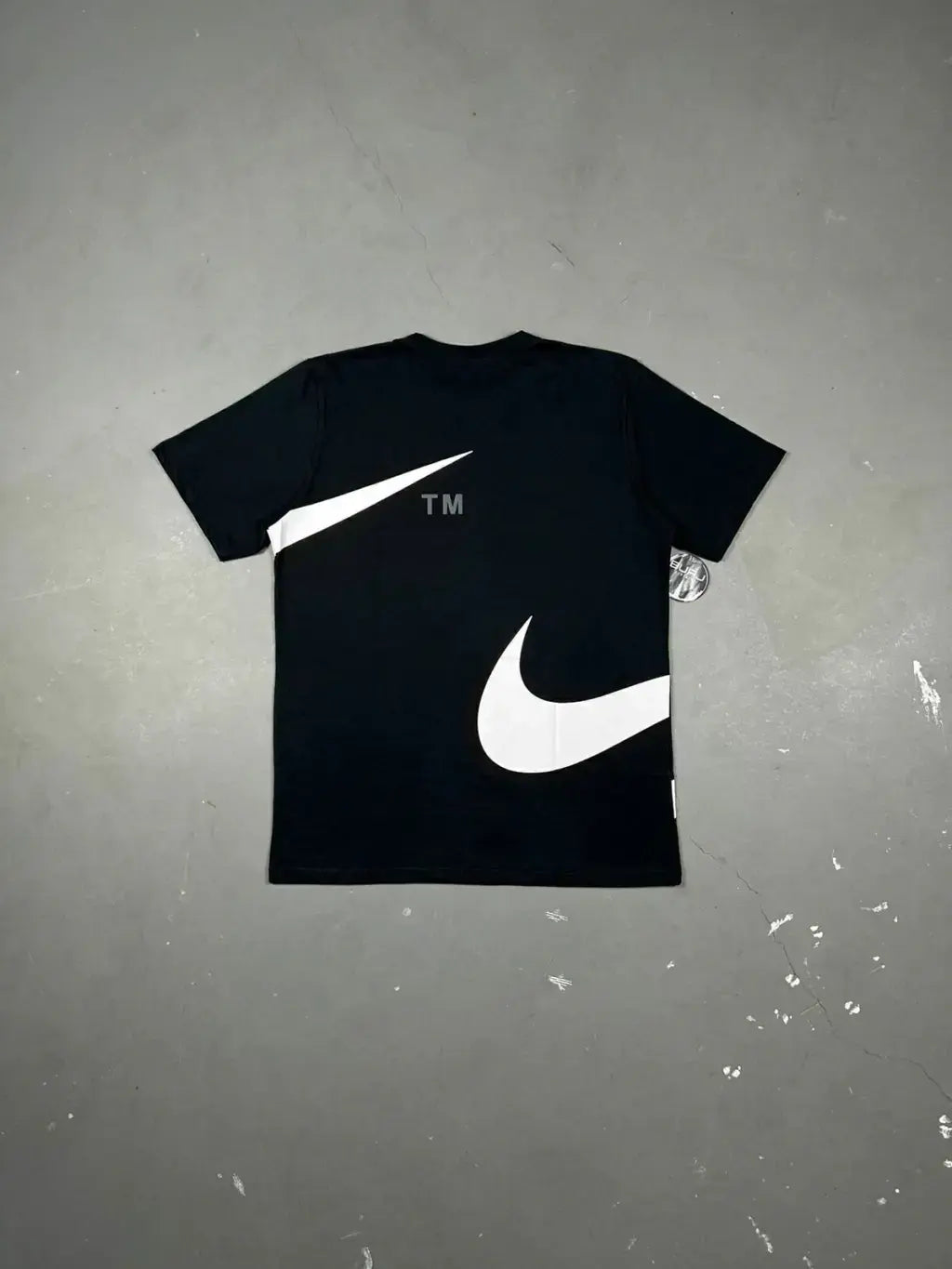 CAMISETA NK BIG SWOOSHᵀᴹ