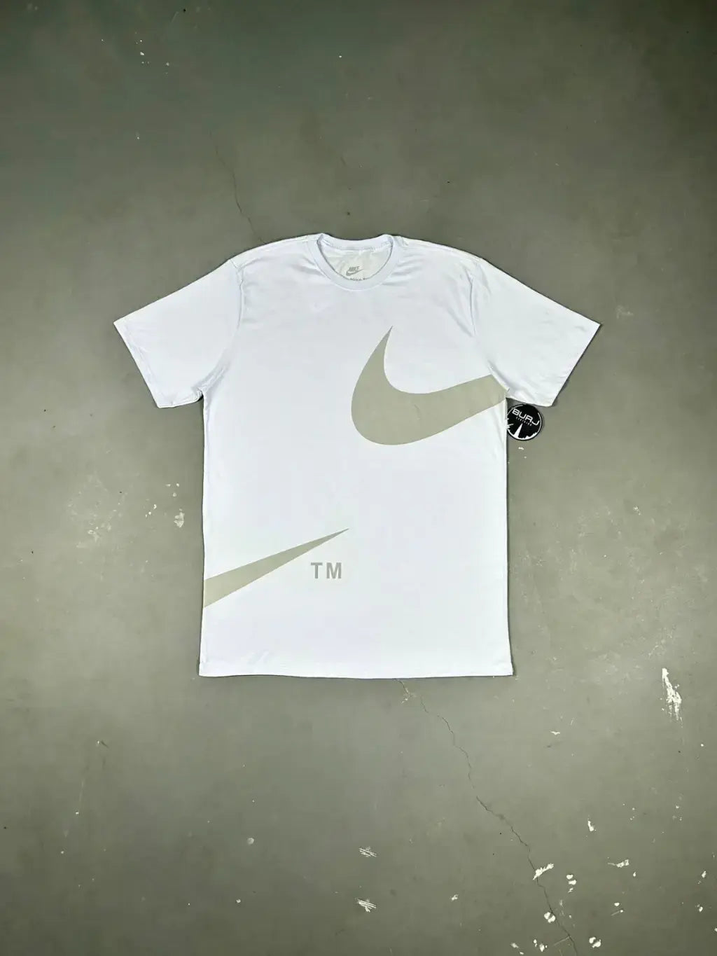 CAMISETA NK BIG SWOOSHᵀᴹ