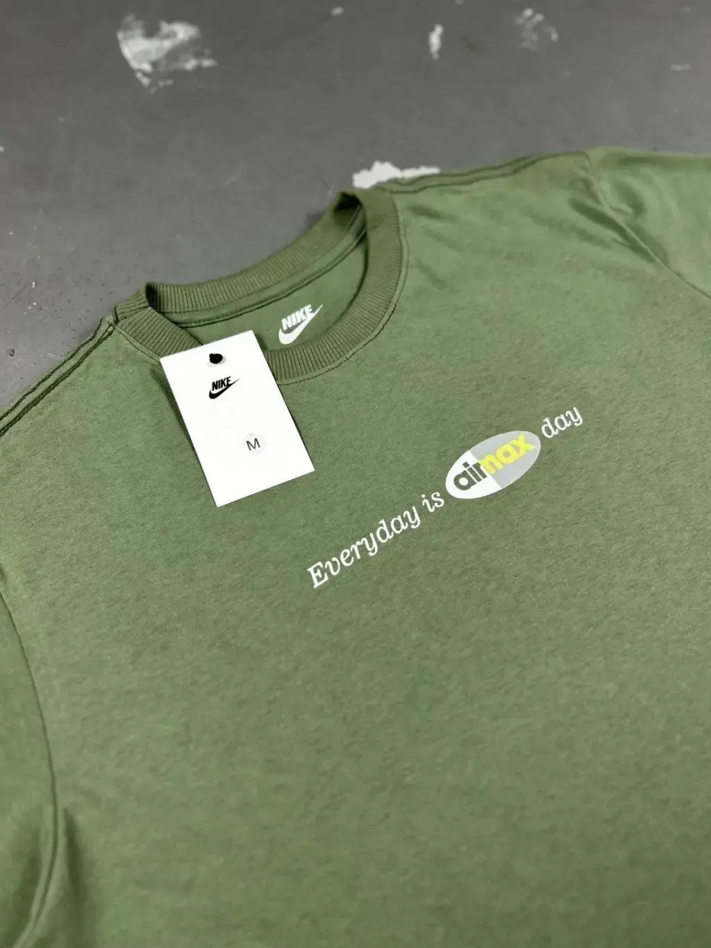 CAMISETA NK AIR MAX DAY