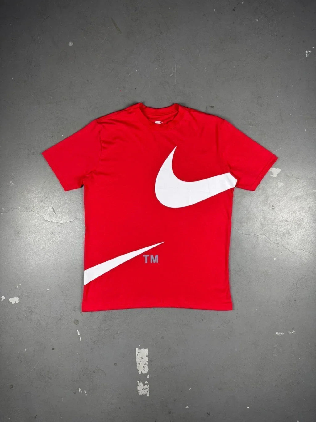 CAMISETA NK BIG SWOOSHᵀᴹ
