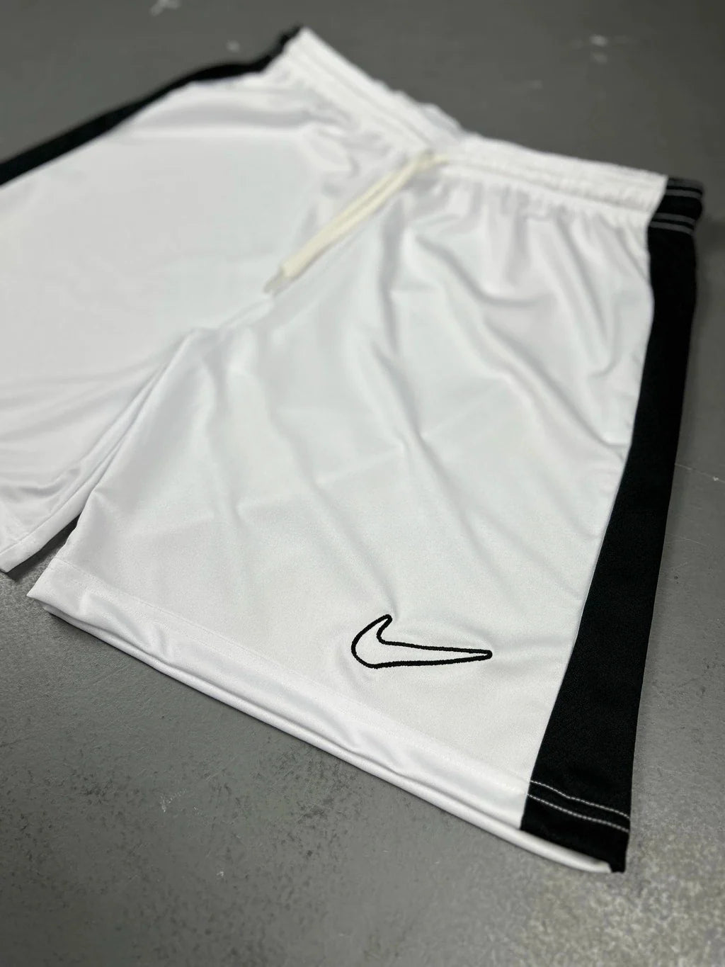 CONJUNTO DRY FIT NK ACADEMY