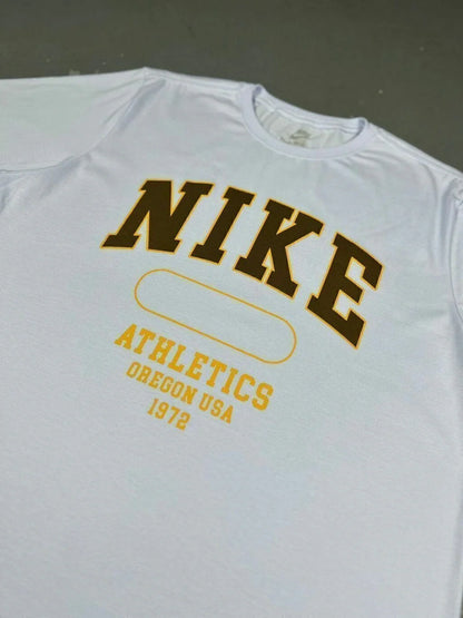 CAMISETA NK ATHLETICS LETTER