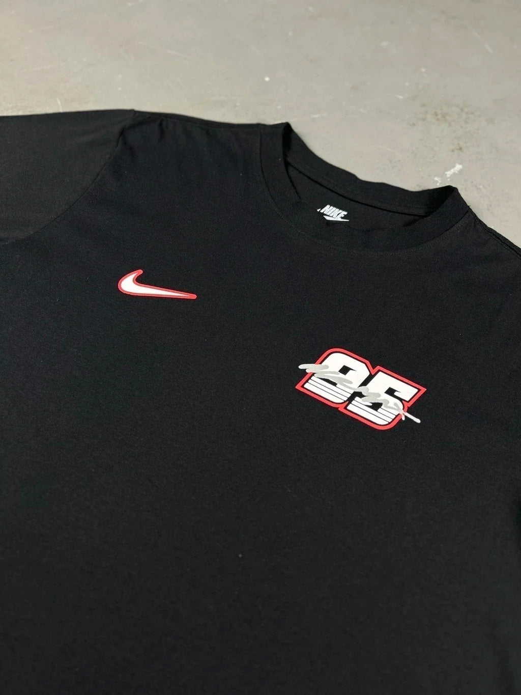 CAMISETA NK SPORTSWEAR M90