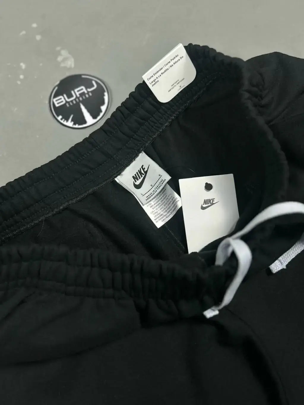 BERMUDA MOLETOM NK ICON FUTURA