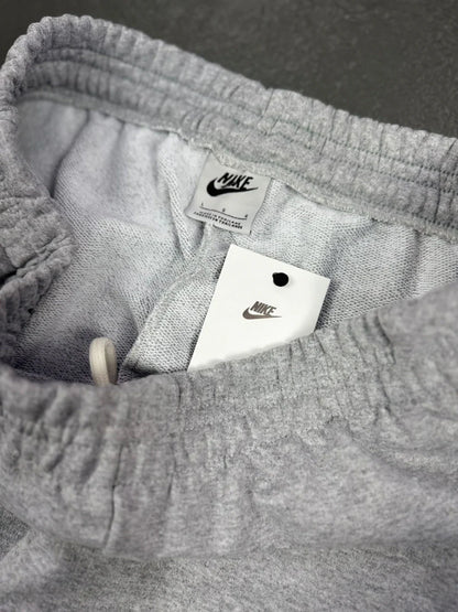 CALÇA MOLETOM CORTE RETO NK SPORTSWEAR