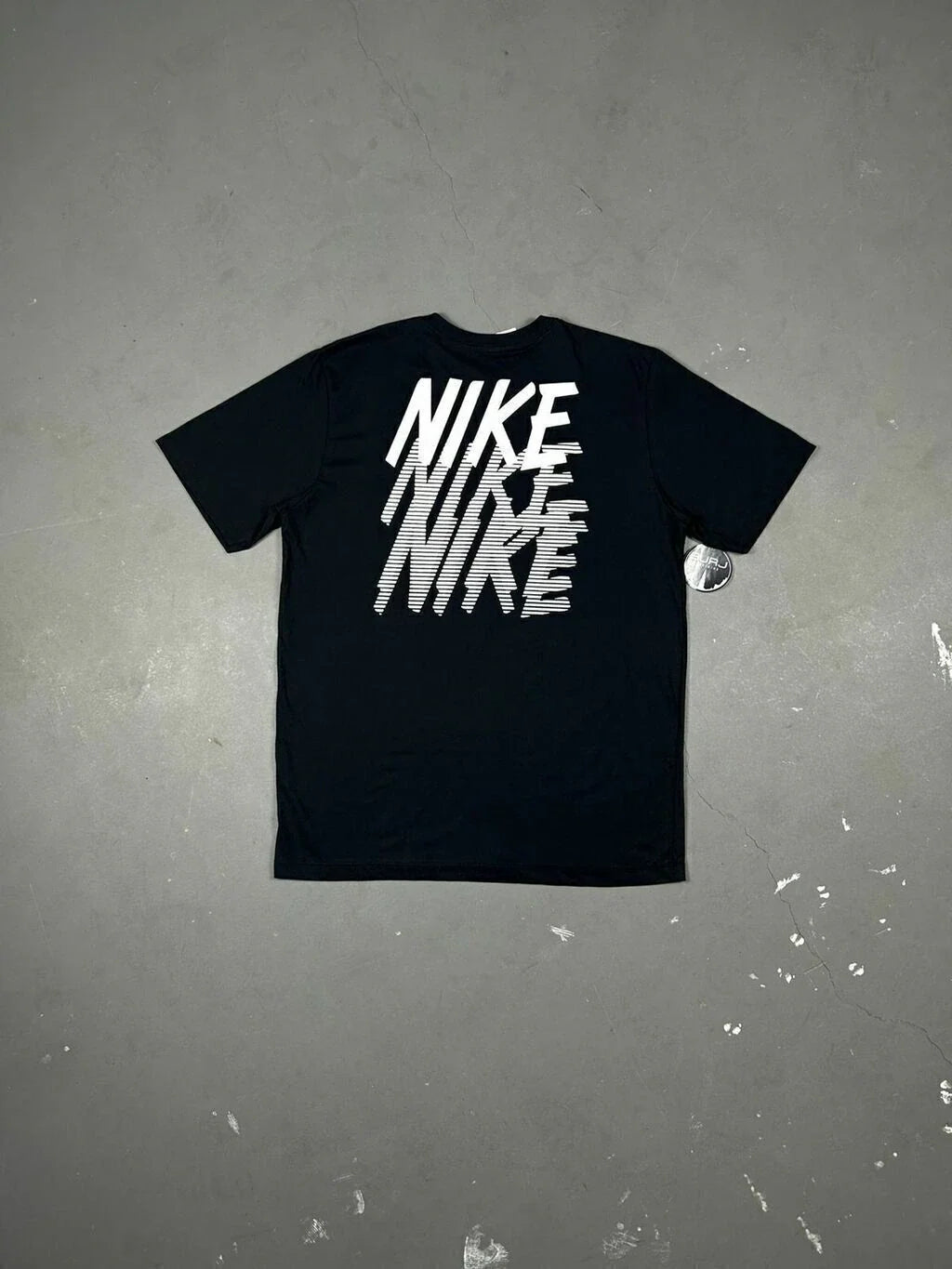 CAMISETA NK REPEAT FADE