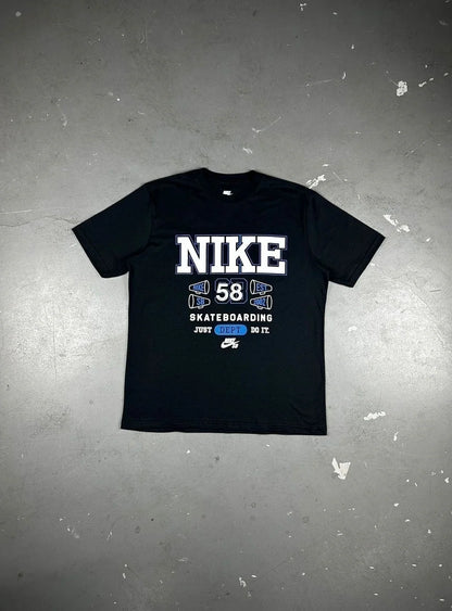 CAMISETA NK SKATEBOARDING