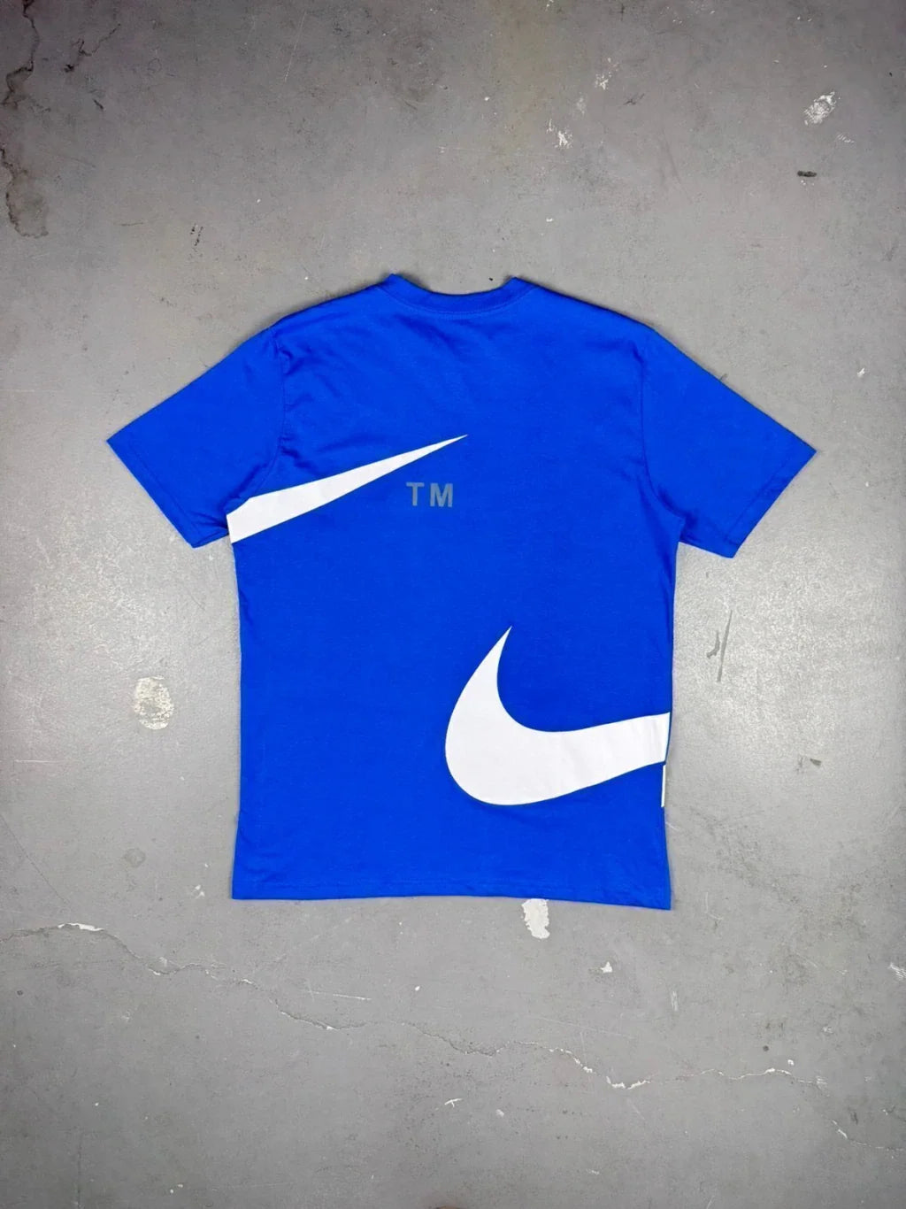 CAMISETA NK BIG SWOOSHᵀᴹ