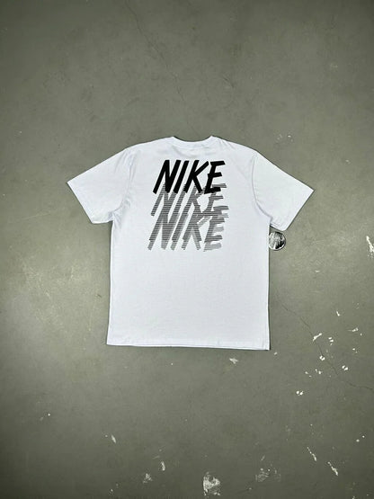 CAMISETA NK REPEAT FADE