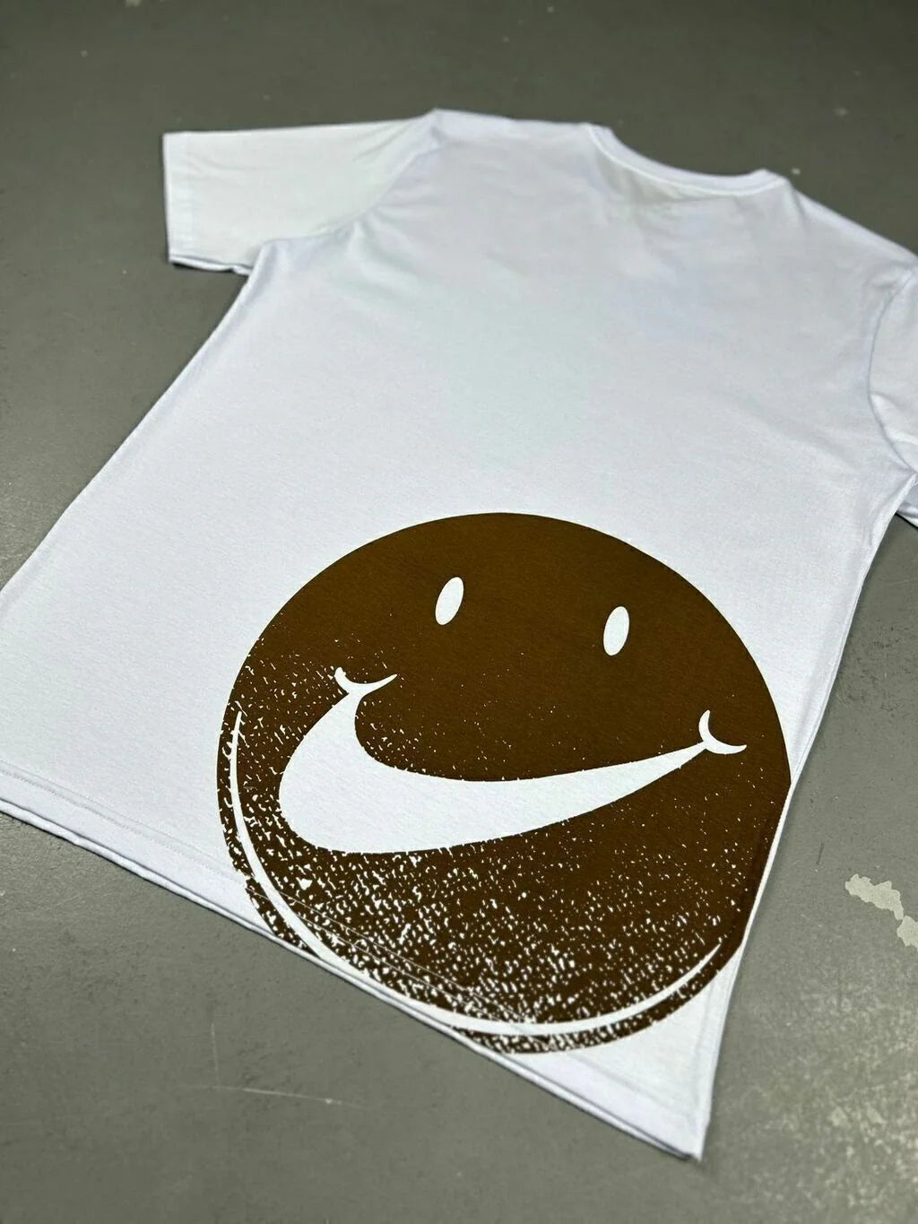 CAMISETA NK SMILE