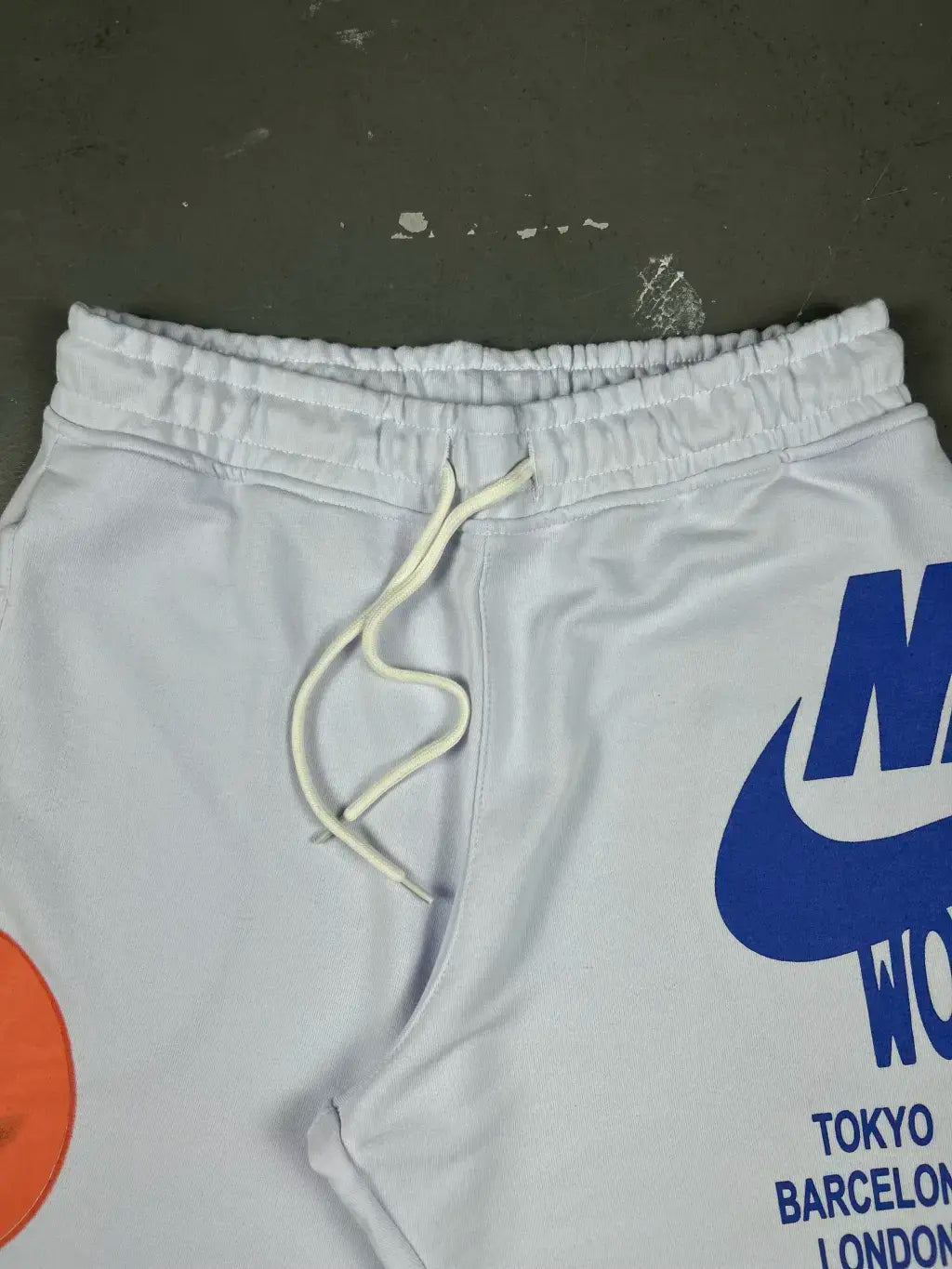 BERMUDA MOLETOM NK WORLDTOUR
