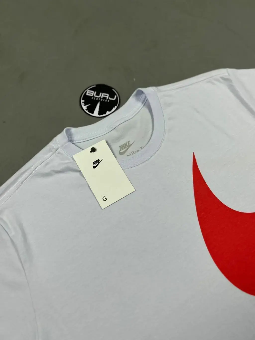 CAMISETA NK BIG SWOOSHᵀᴹ