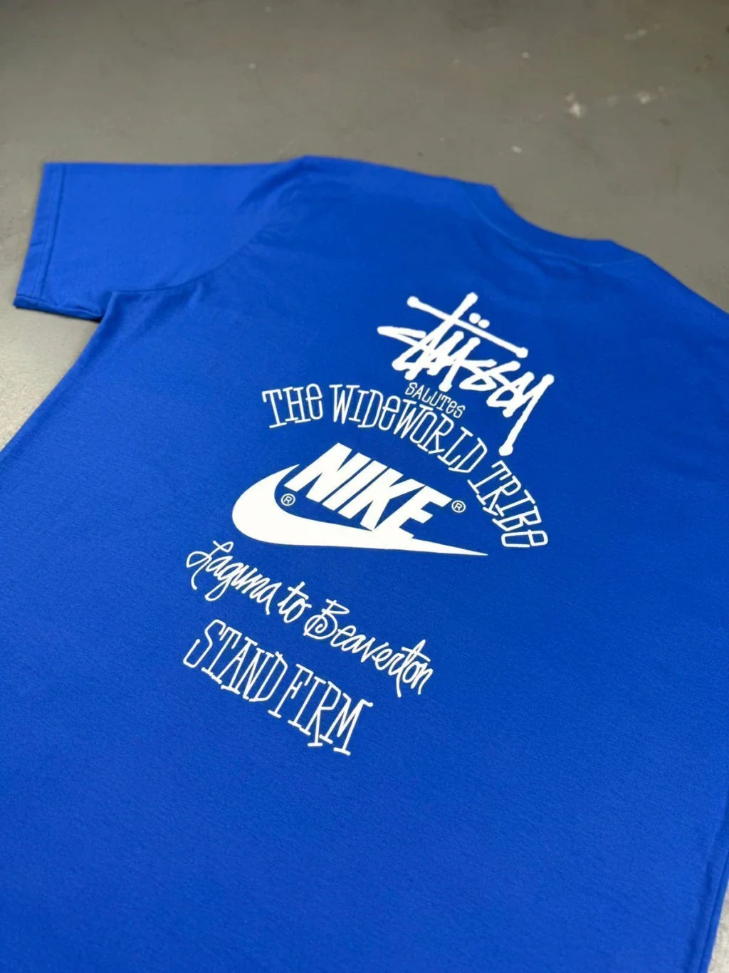 CAMISETA NK x STUSSY
