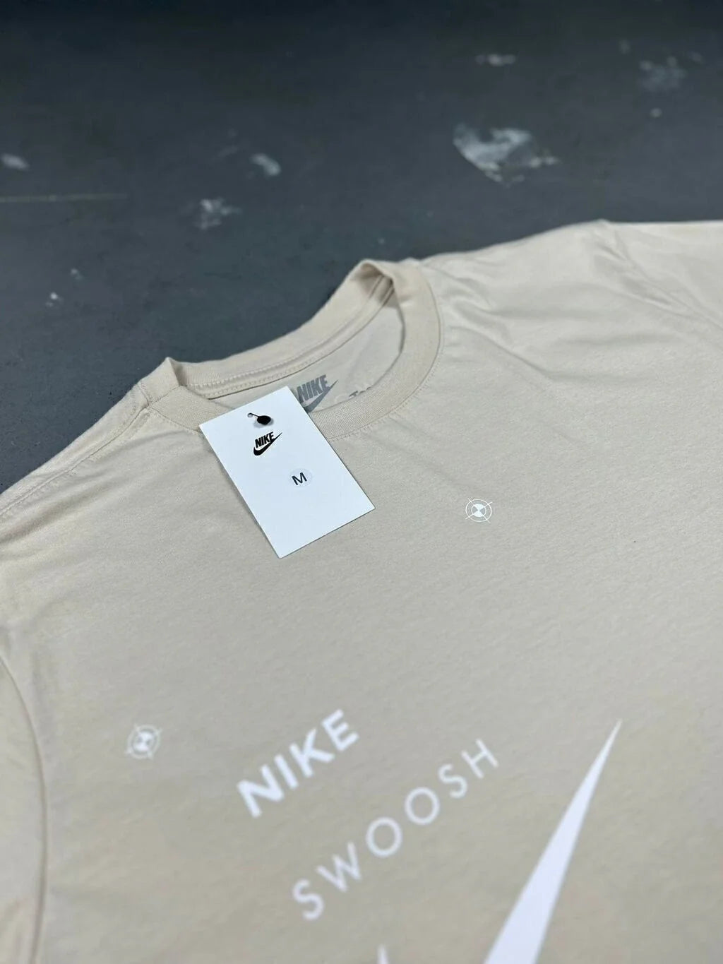 CAMISETA NK SPORTSWEAR SWOOSH CLUB