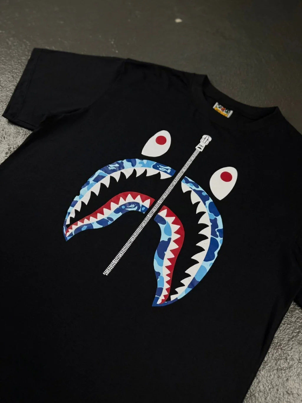 CAMISETA BAPE