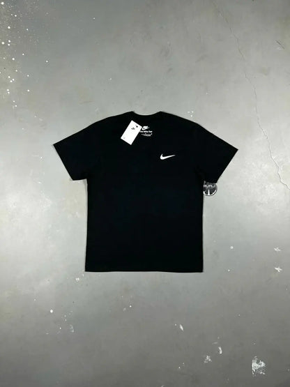 CAMISETA NK x STUSSY