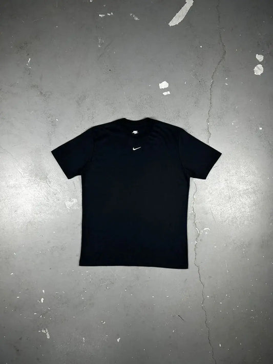 CAMISETA NK ESSENTIALS