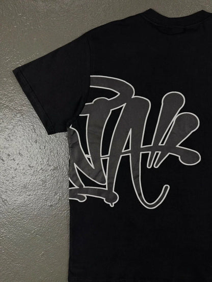 CONJUNTO SYNA WORLD LOGO