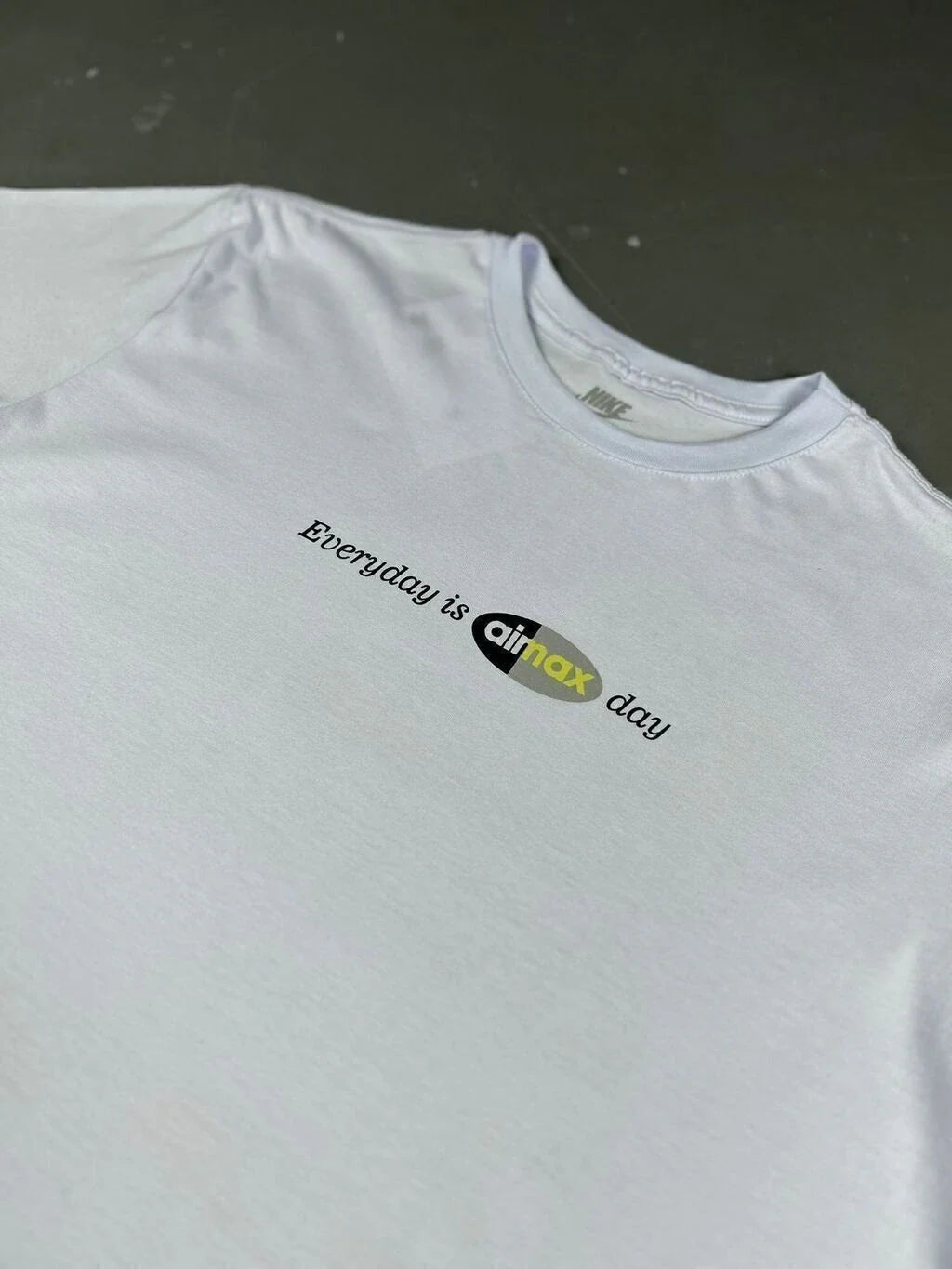 CAMISETA NK AIR MAX DAY