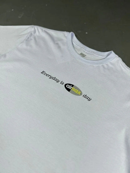 CAMISETA NK AIR MAX DAY