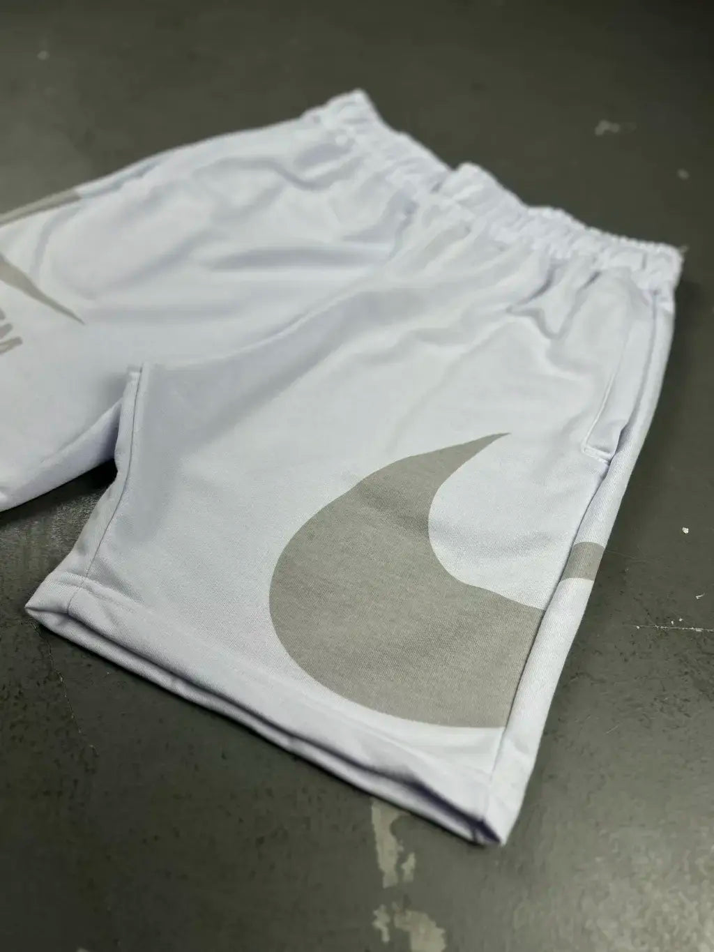 BERMUDA MOLETOM NK BIG SWOOSHᵀᴹ