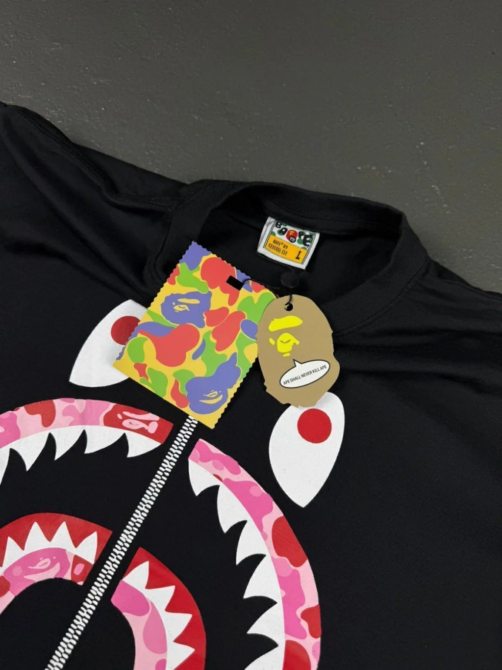 CAMISETA BAPE