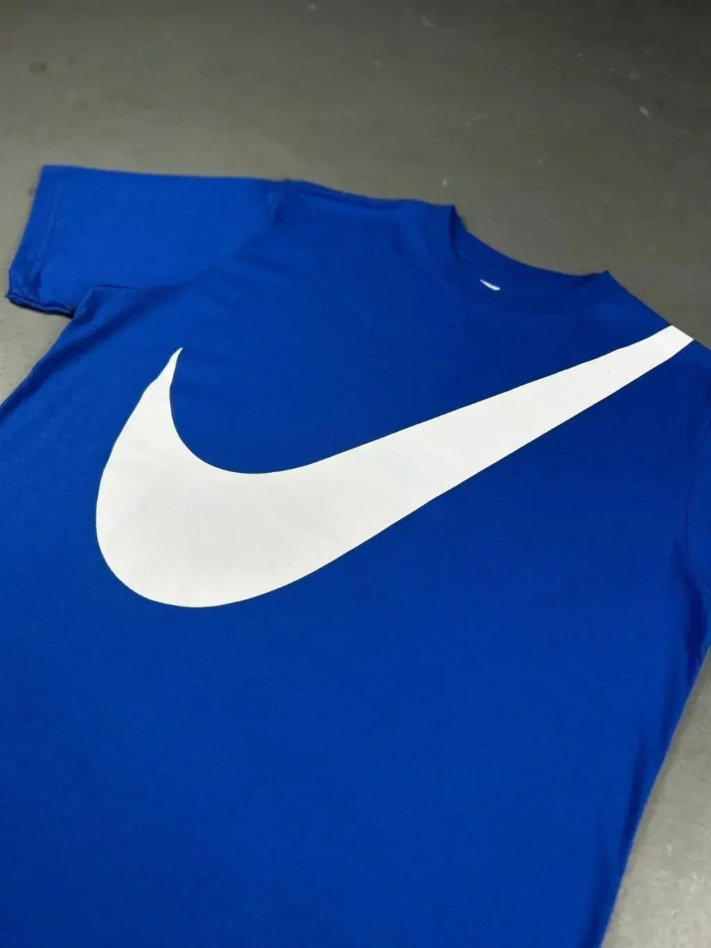 CAMISETA NK BIG LOGO