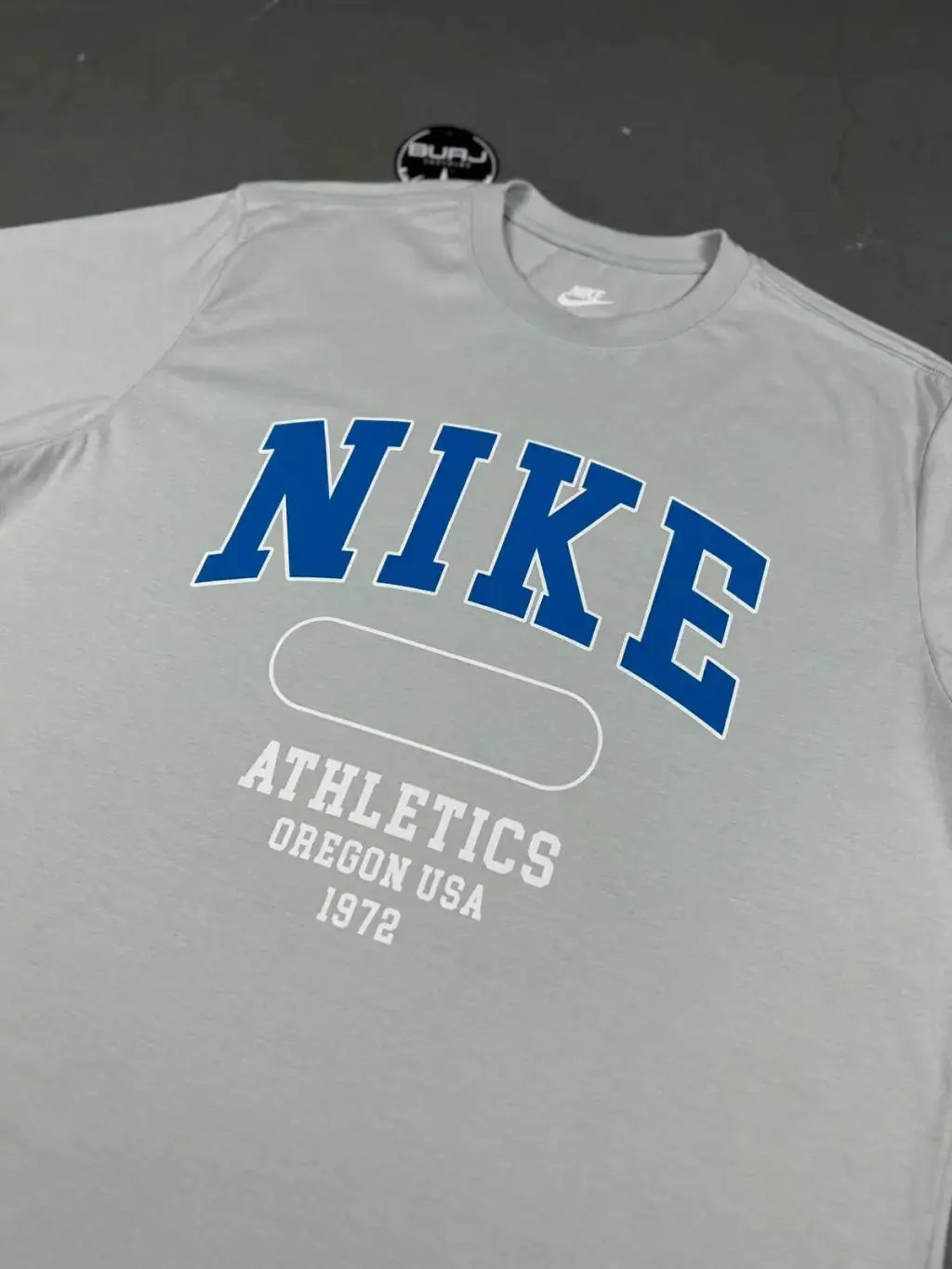 CAMISETA NK ATHLETICS LETTER