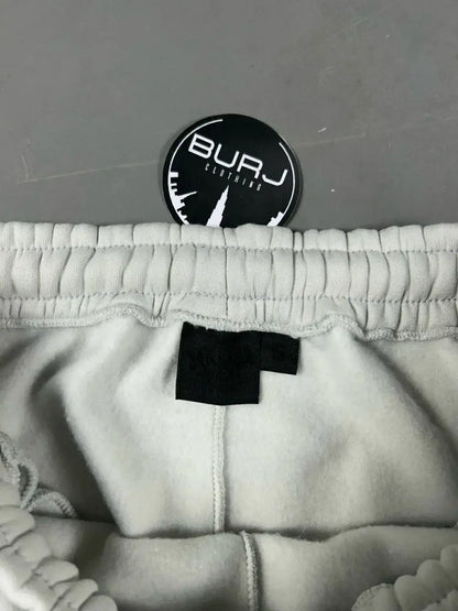 CONJUNTO SYNA WORLD LOGO