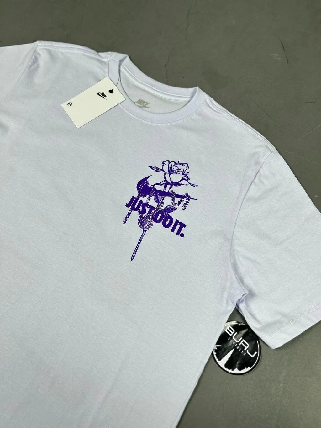 CAMISETA NK JUST DO IT FLOWERS